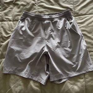 Lululemon 7” Pace Breaker short with liner